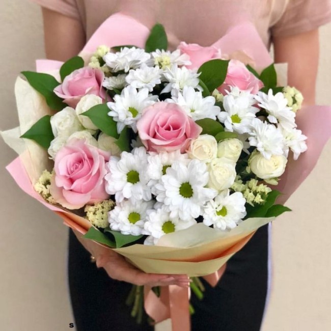 Букет цветов "Жизнерадостный" Букет цветов "Жизнерадостный"